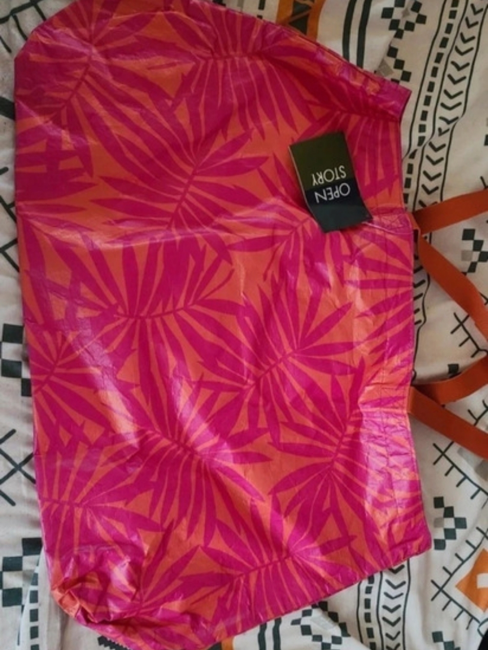 Open Story Water-Resistant Reversible Tote Pink & Orange NWT